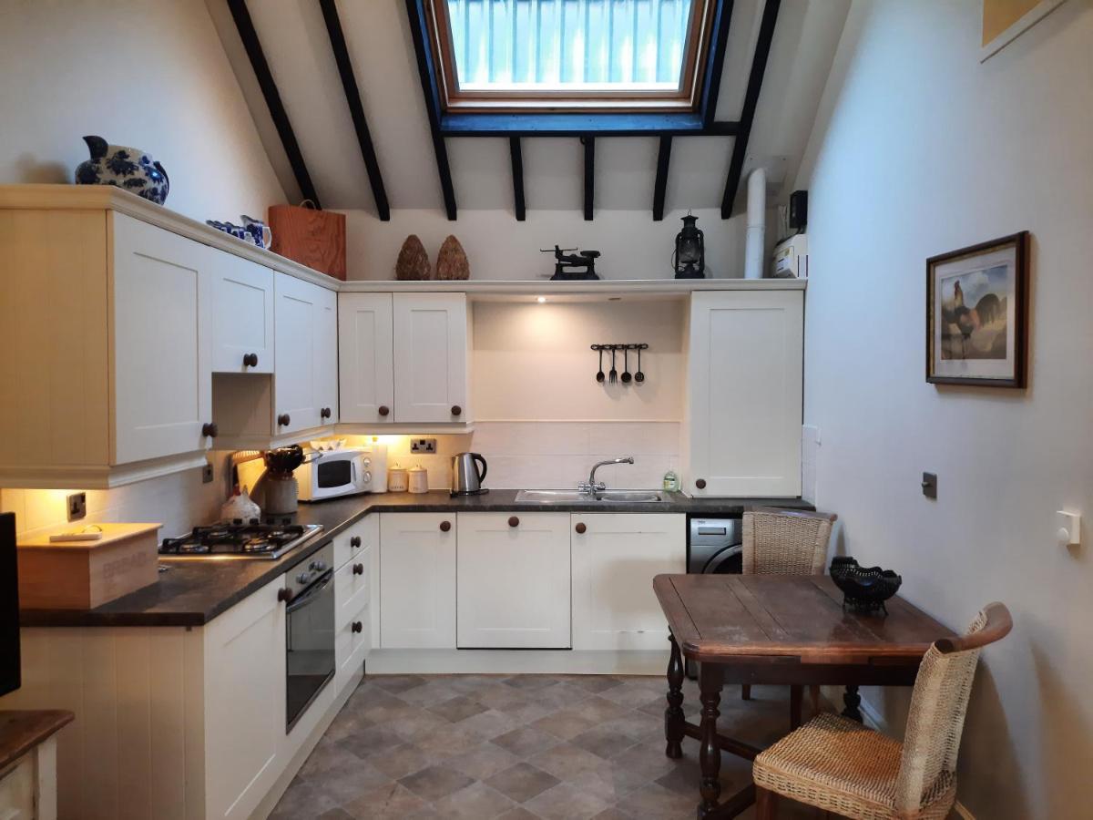 The Shippon, Parc Yr Odyn, Pentraeth, Anglesey Ll75 8Ul Villa Exterior foto